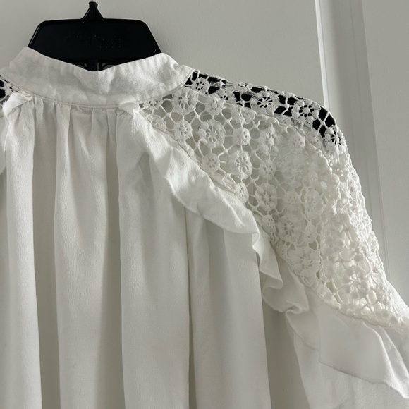 FREE PEOPLE • White Laced Flowy Blouse • M/L - Picture 5 of 7